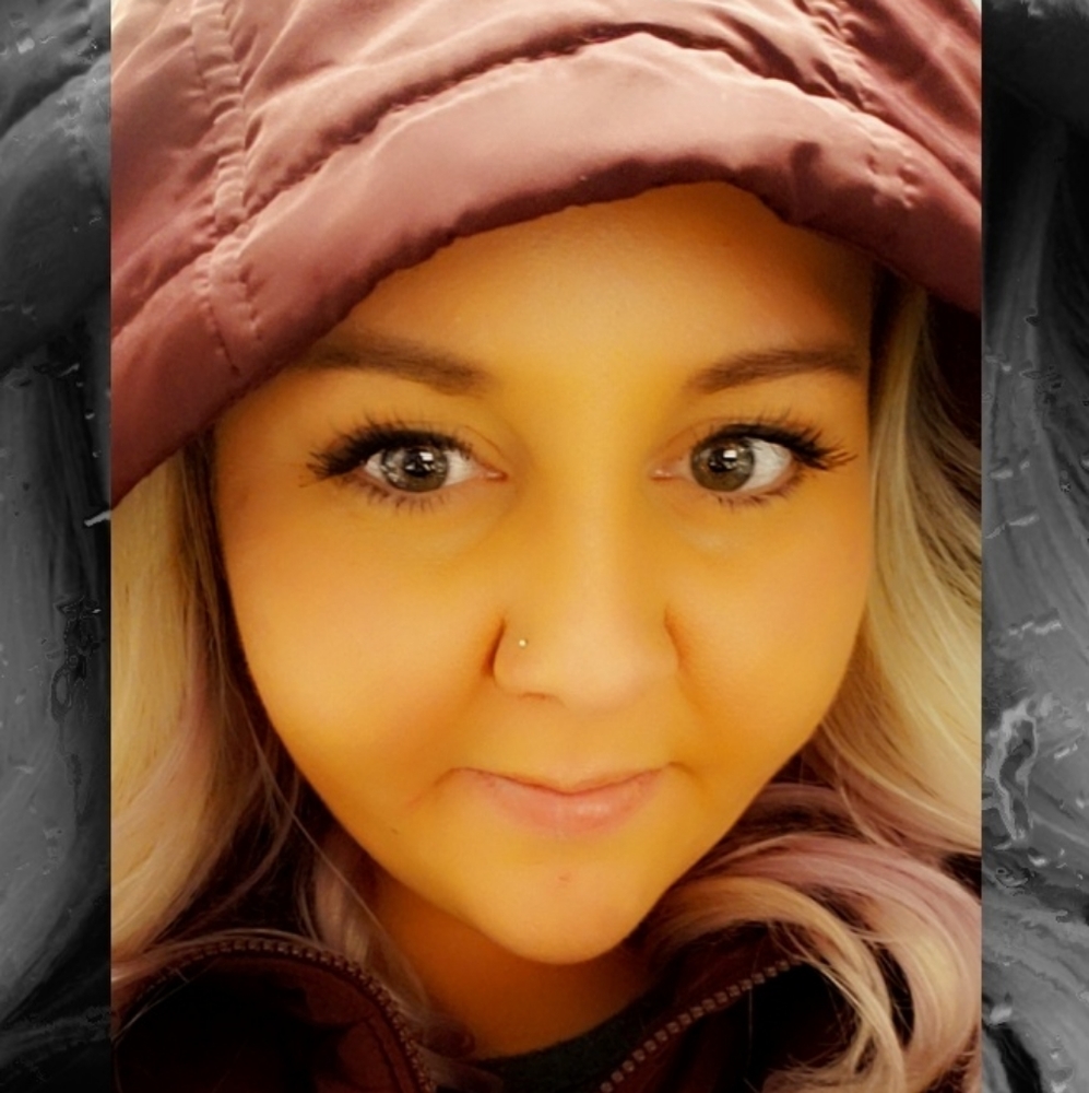 Meet your Posher, Kristin